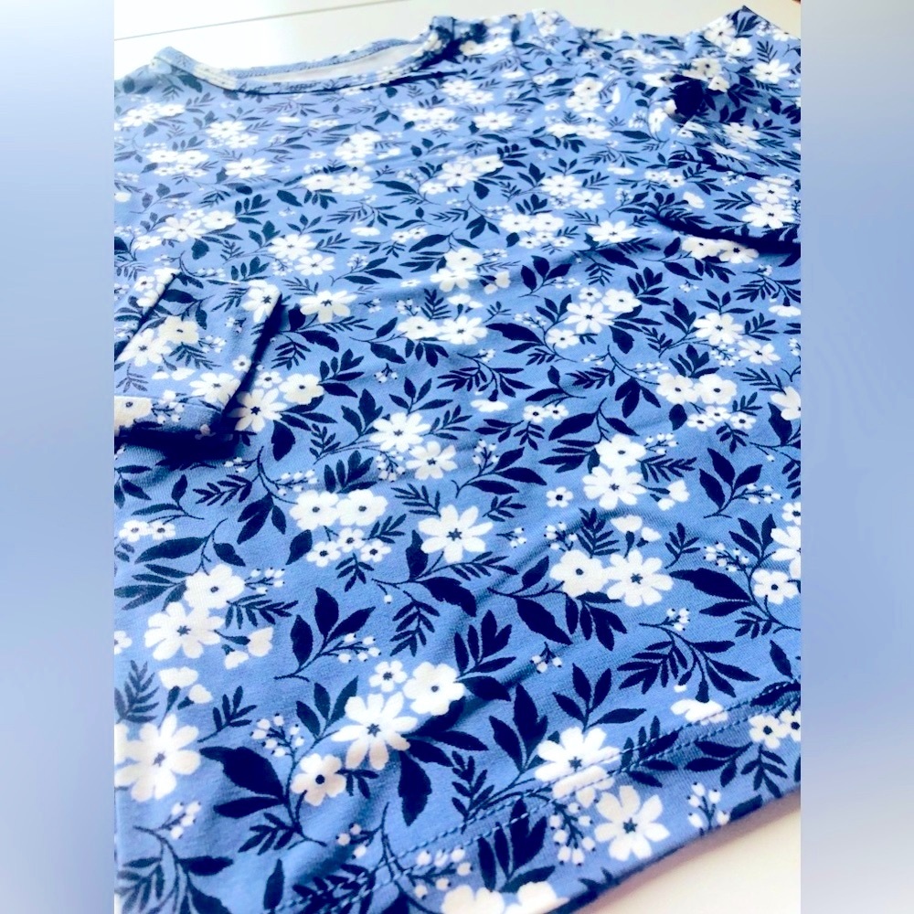 NWT Sweet Bamboo Vintage Floral Blue Bamboo Long Sleeve & Pants set - Picture 4 of 5